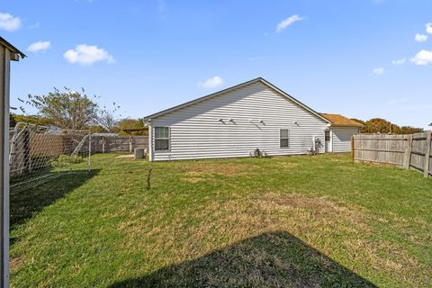 Tiny photo for 1521 October Ridge Court, Columbus, OH 43223 (MLS # 226003256)