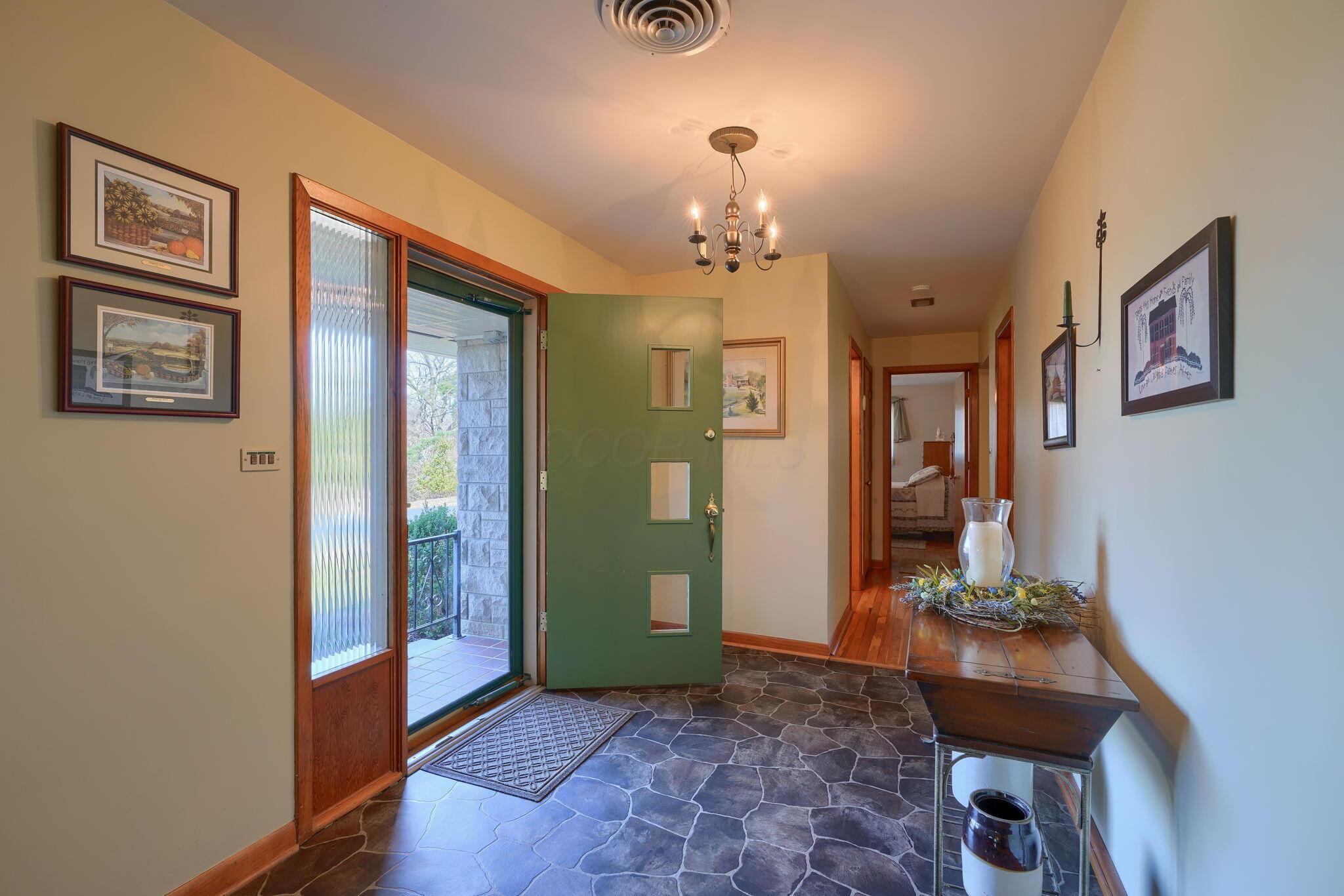 217 Linden Lane, Circleville, Ohio image 15