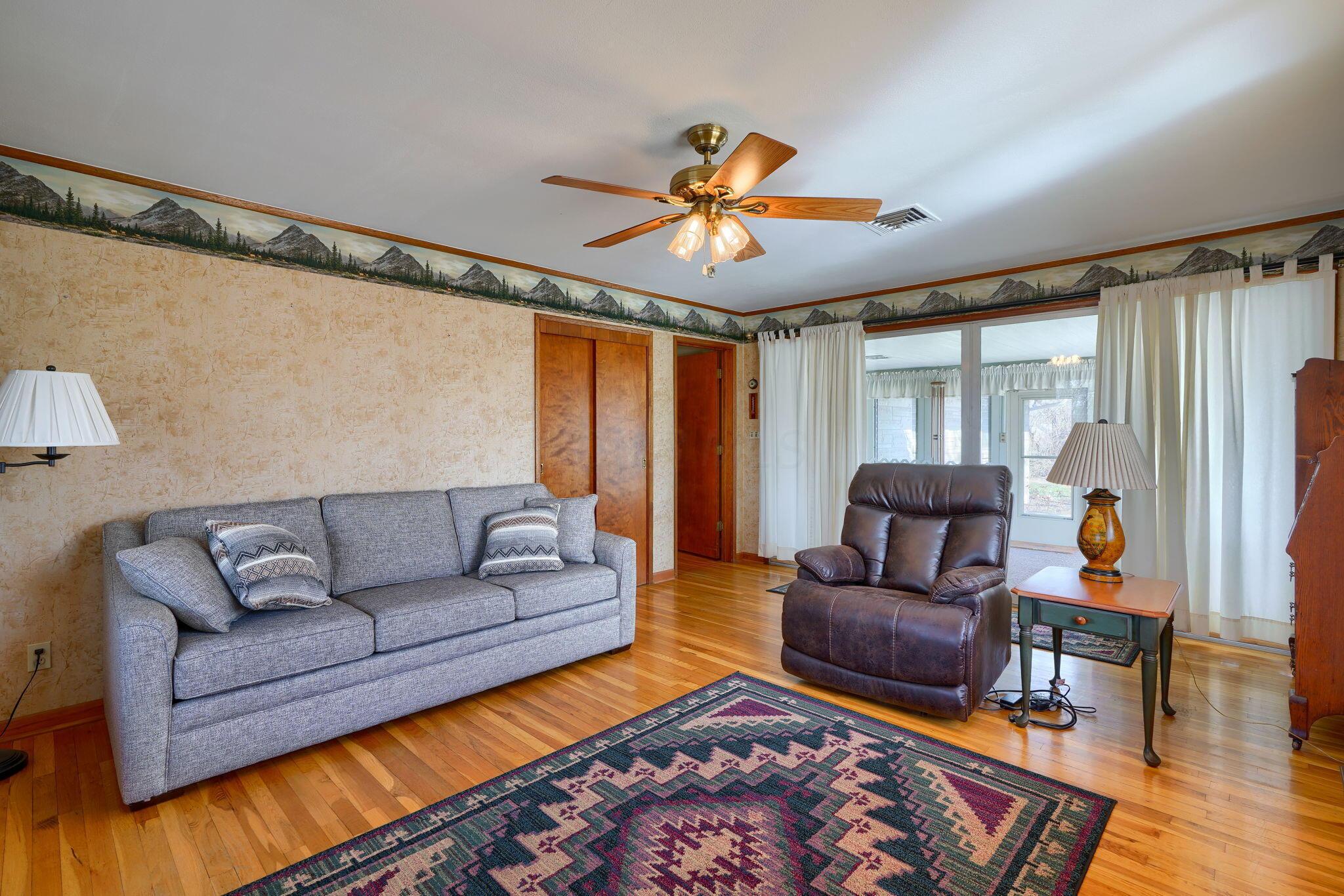 217 Linden Lane, Circleville, Ohio image 37