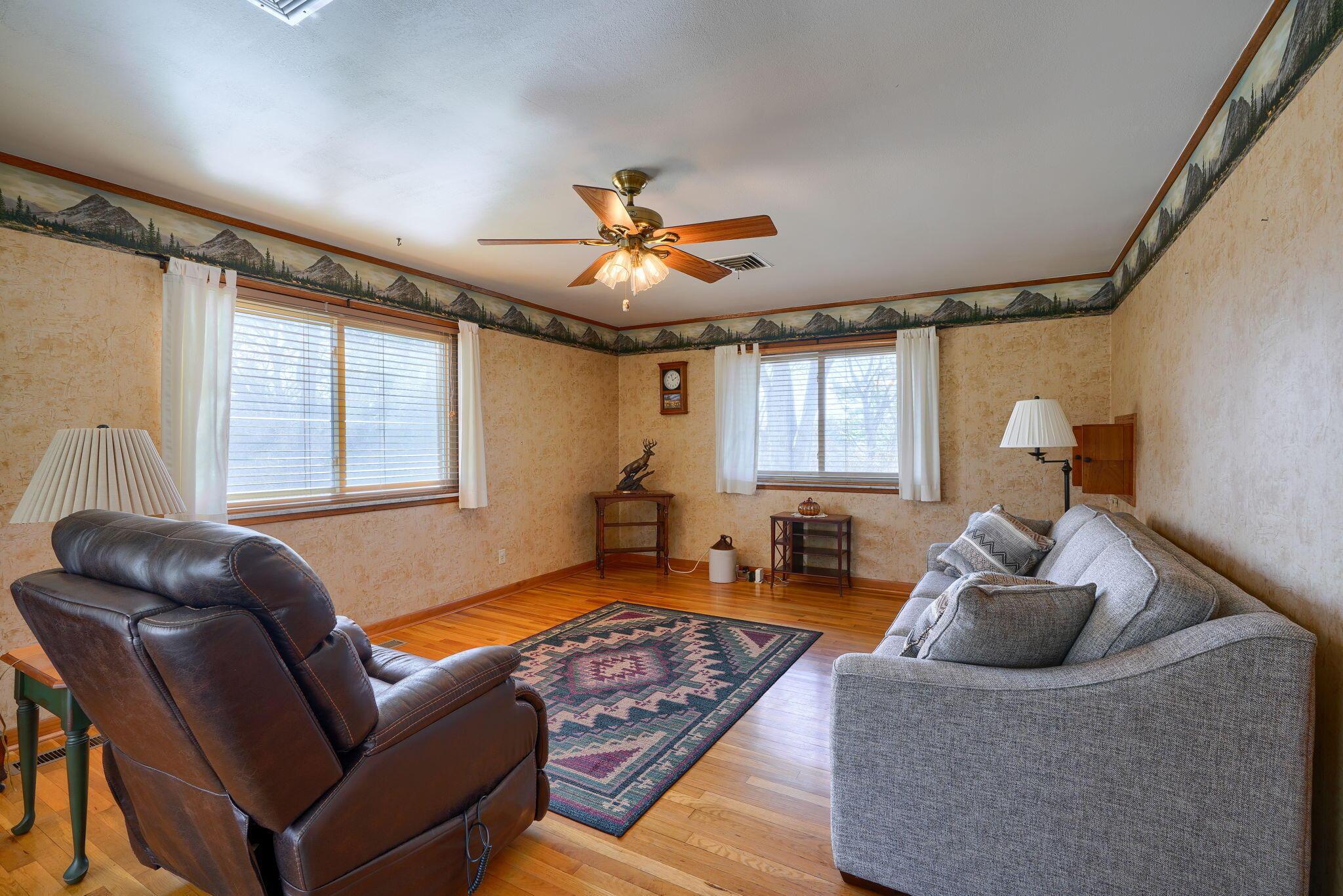 217 Linden Lane, Circleville, Ohio image 36