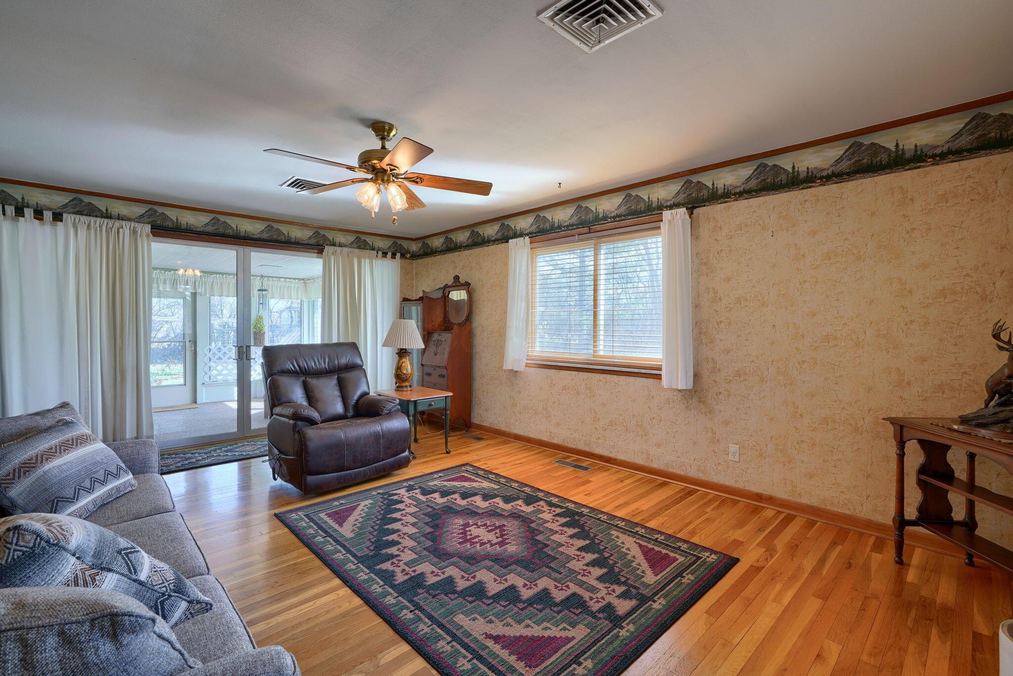 217 Linden Lane, Circleville, Ohio image 35