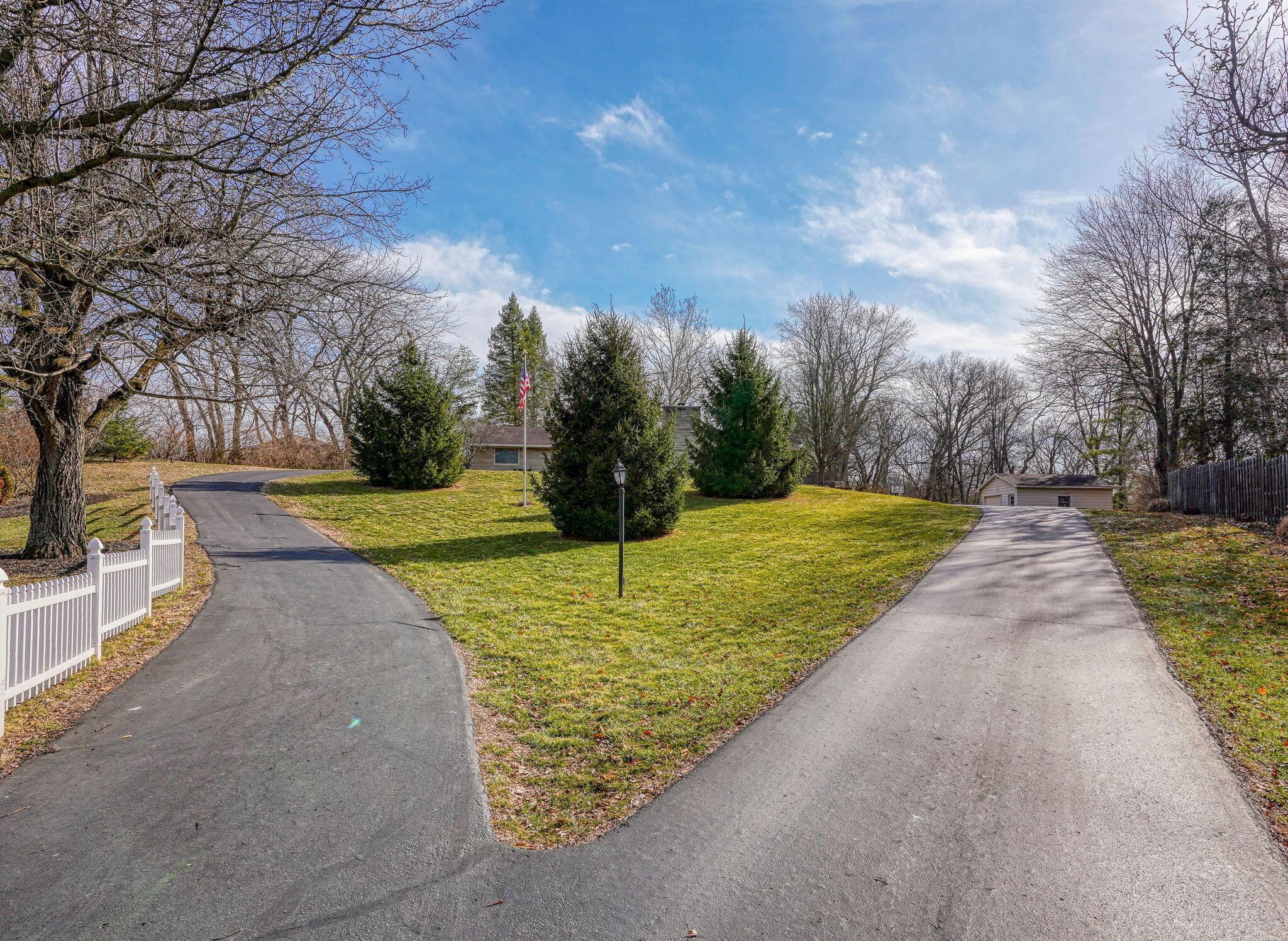 217 Linden Lane, Circleville, Ohio image 6