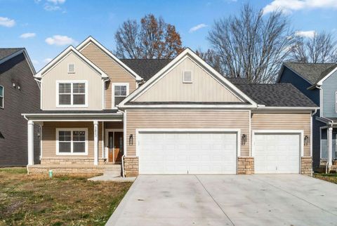 Photo of 3832 Emmons Avenue, Columbus, OH 43219 (MLS # 225043318)