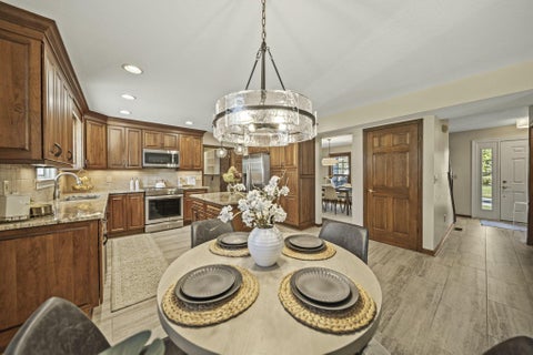 Photo of 6137 Holywell Drive, Dublin, OH 43017 (MLS # 226037882)