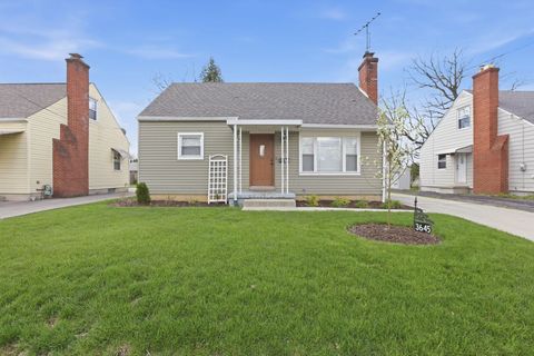 Photo of 3645 Maize Road, Columbus, OH 43224 (MLS # 226010877)