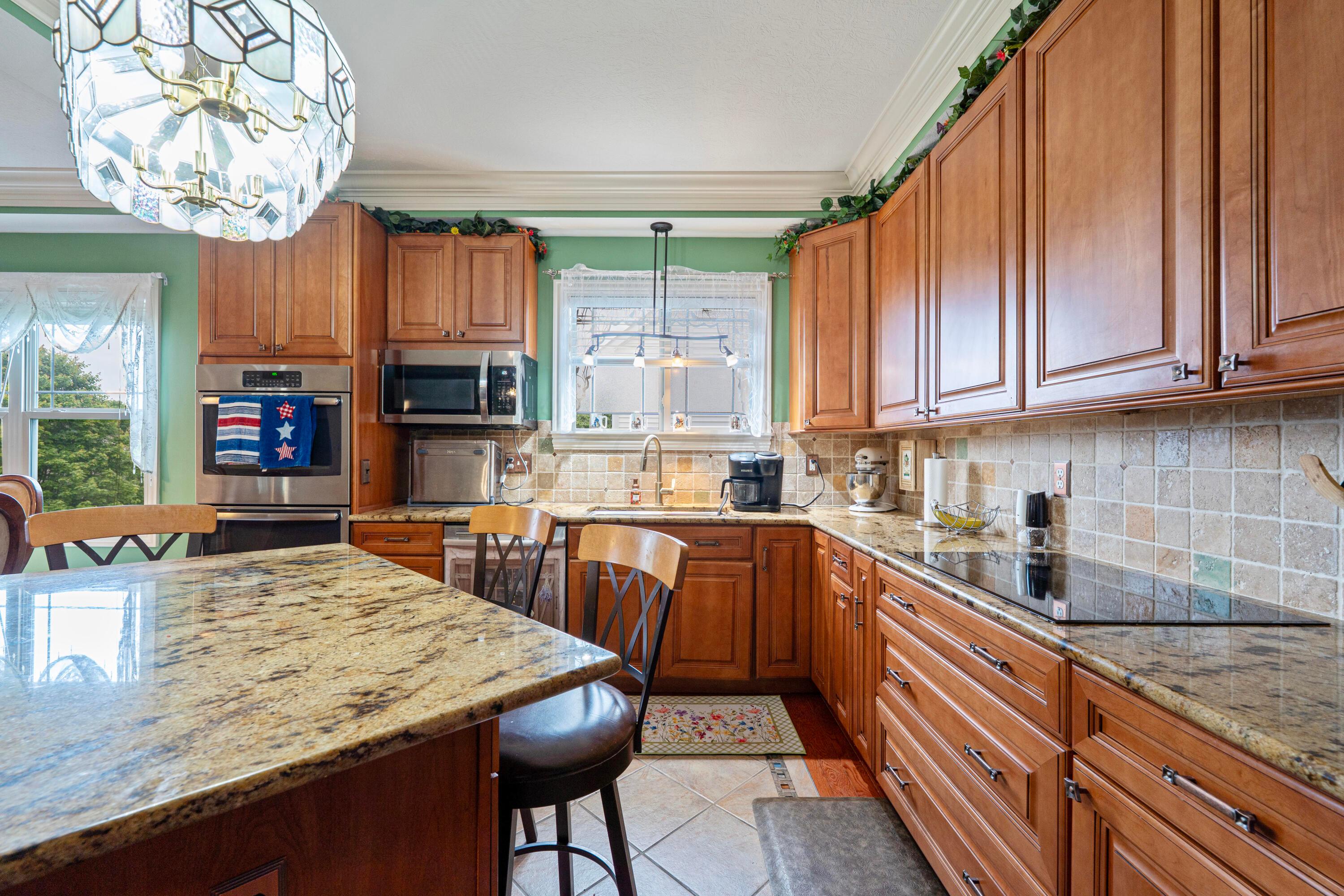 7563 Jenkins Drive, Canal Winchester, Ohio image 18