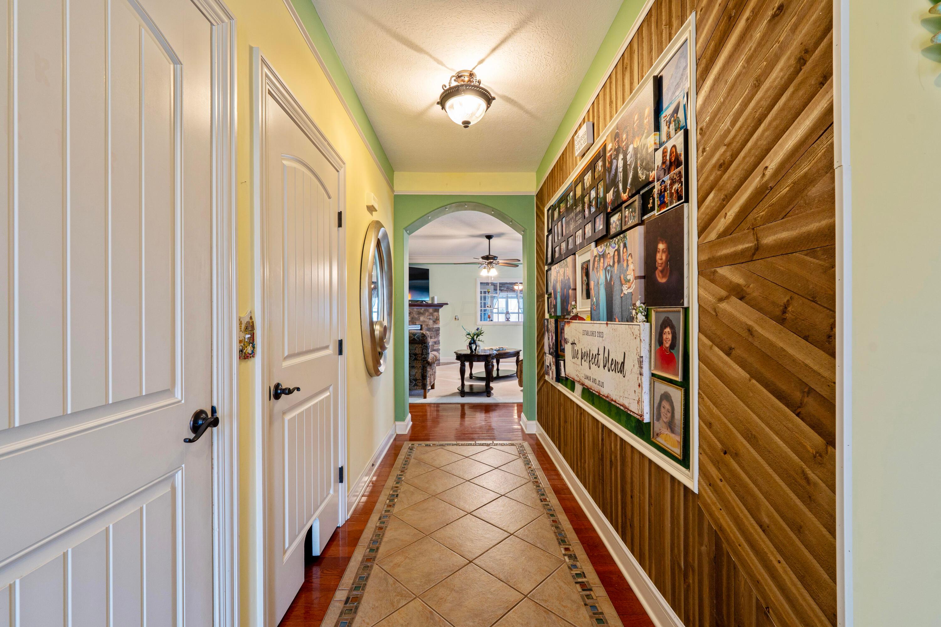 7563 Jenkins Drive, Canal Winchester, Ohio image 8