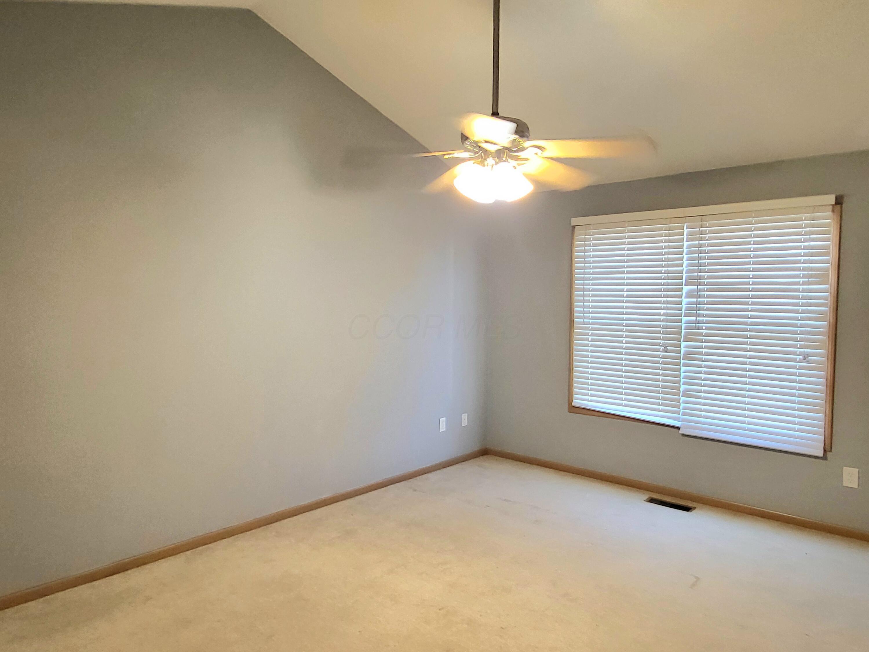 5946 Wellbrid Drive, Galloway, Ohio image 25