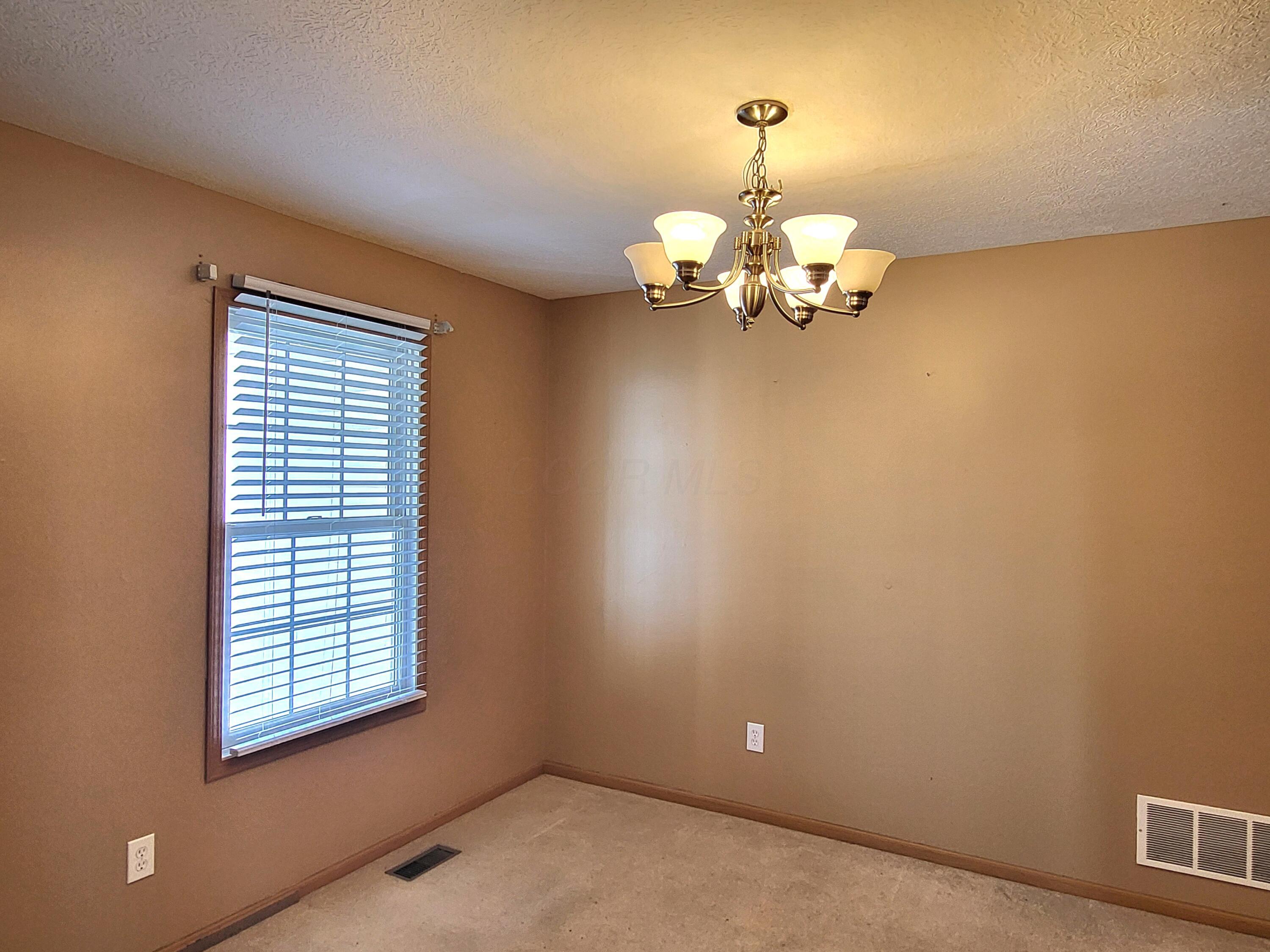 5946 Wellbrid Drive, Galloway, Ohio image 6
