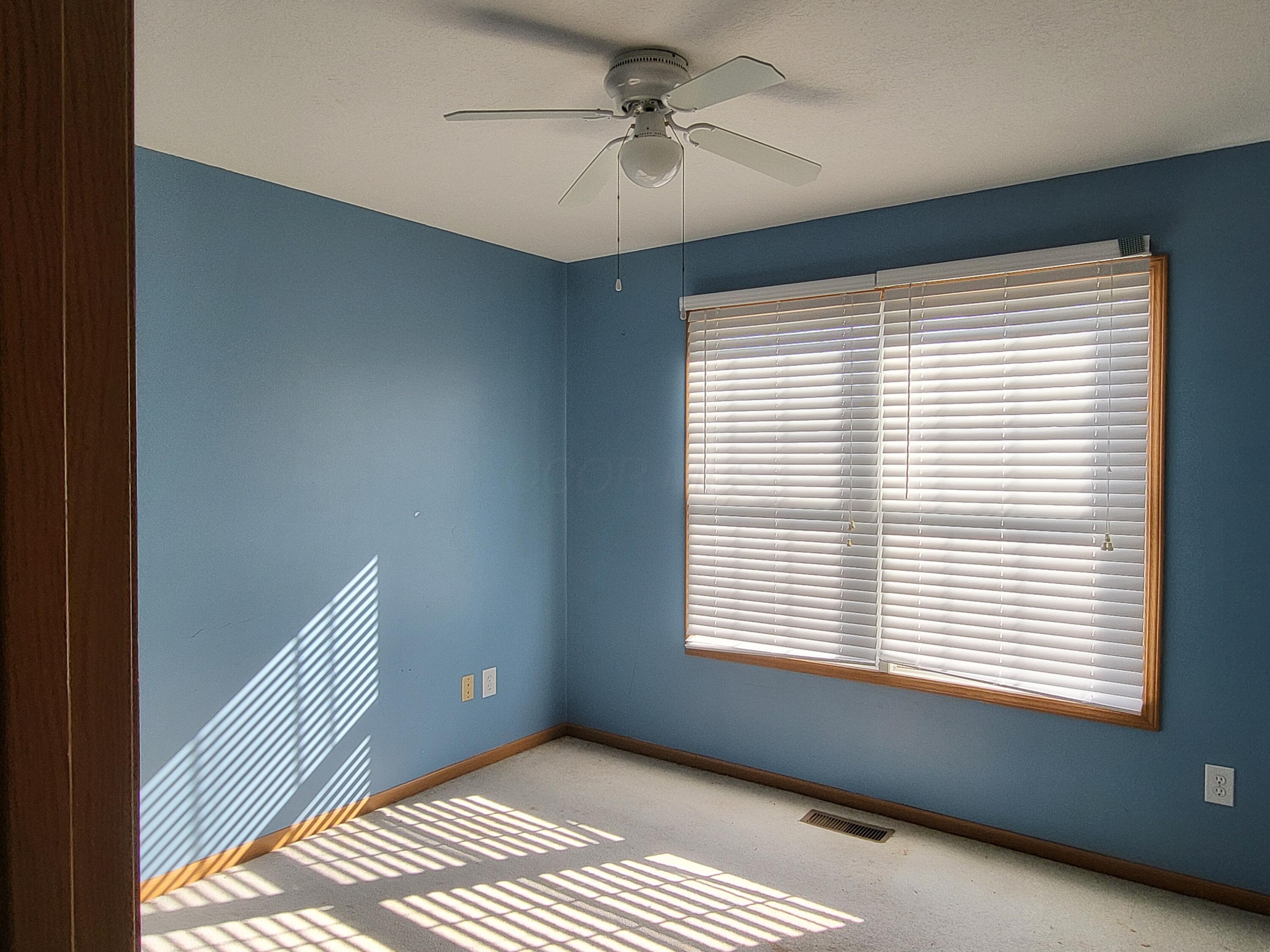 5946 Wellbrid Drive, Galloway, Ohio image 23
