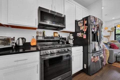 Tiny photo for 1320 Forsythe Avenue, Columbus, OH 43201 (MLS # 226022929)
