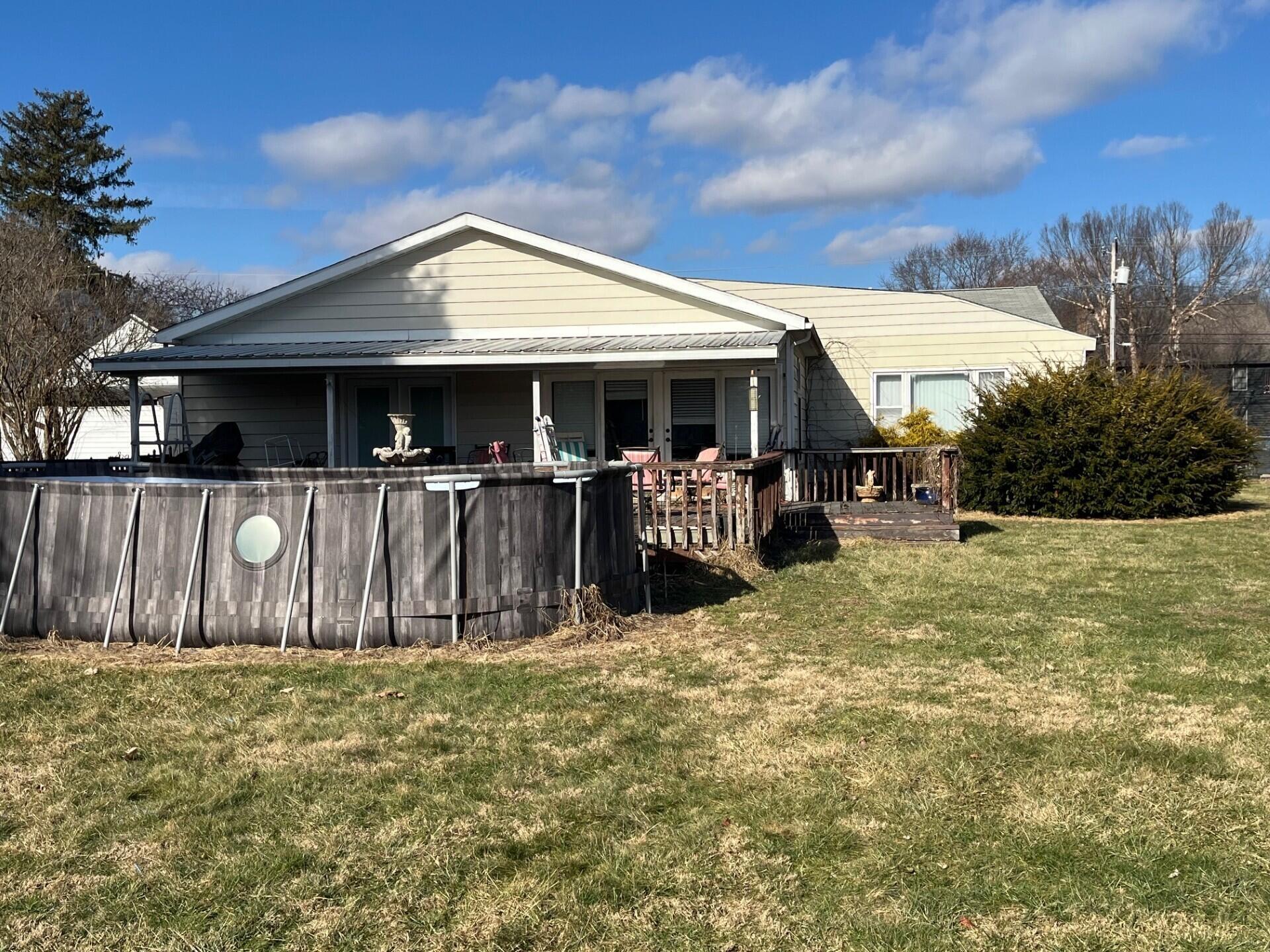 217 N Vernon Avenue, Newark, Ohio image 10