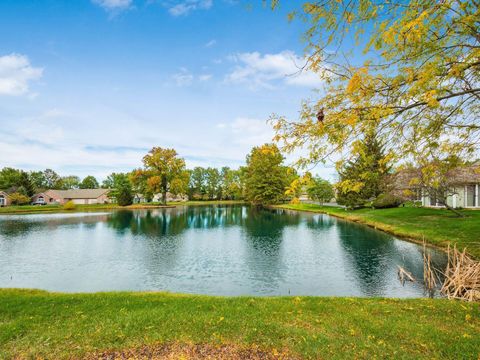 Tiny photo for 6011 Warbling Lane 33 #33, Westerville, OH 43081 (MLS # 225041086)