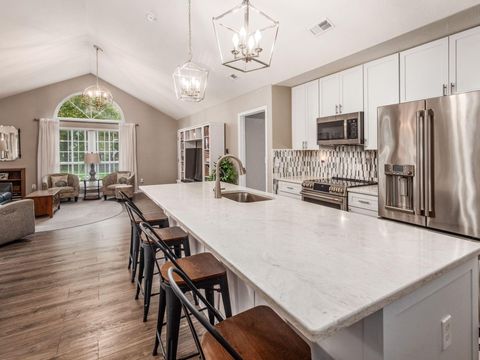 Tiny photo for 6011 Warbling Lane 33 #33, Westerville, OH 43081 (MLS # 225041086)