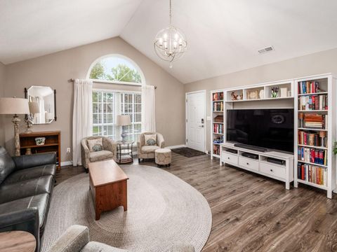 Tiny photo for 6011 Warbling Lane 33 #33, Westerville, OH 43081 (MLS # 225041086)