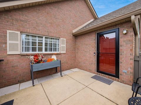 Tiny photo for 6011 Warbling Lane 33 #33, Westerville, OH 43081 (MLS # 225041086)