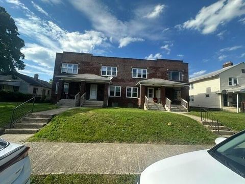 Photo of 1048 E 20th Avenue, Columbus, OH 43211 (MLS # 226021702)