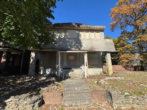 Tiny photo for 1562 Richmond Avenue, Columbus, OH 43203 (MLS # 225041065)