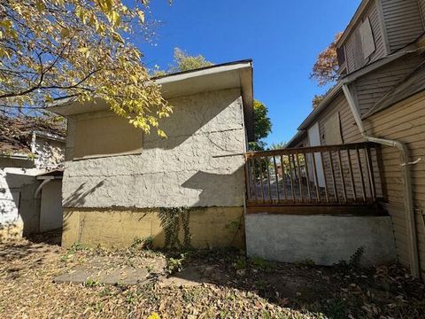 Tiny photo for 1562 Richmond Avenue, Columbus, OH 43203 (MLS # 225041065)