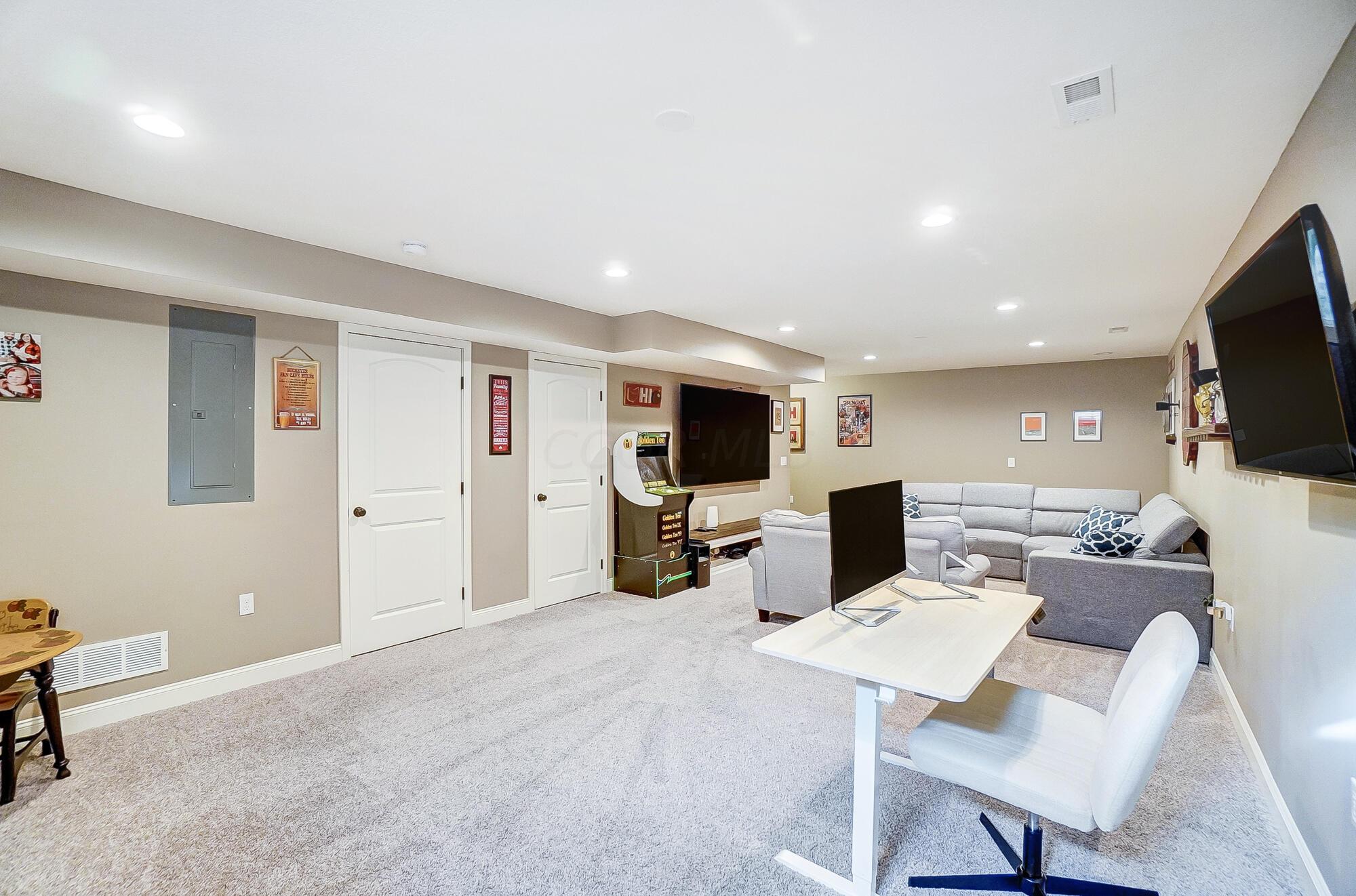 244 Saddlebrook, Springfield, Ohio image 46