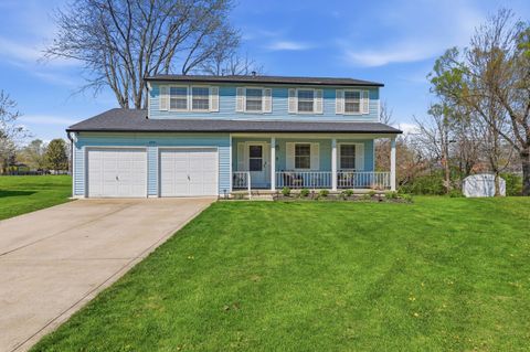 Photo of 3741 Christopher Place, Grove City, OH 43123 (MLS # 226011381)