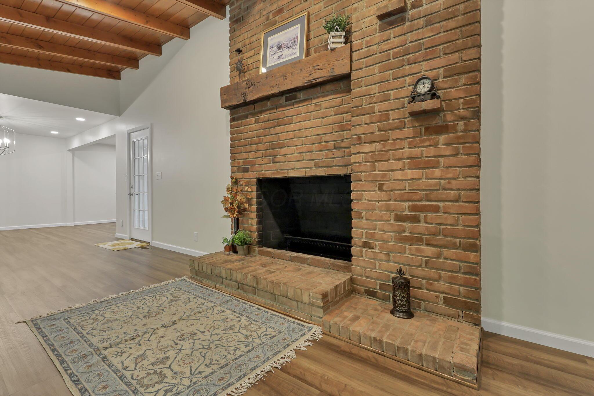 1364 Longwood Drive, Lancaster, Ohio image 9
