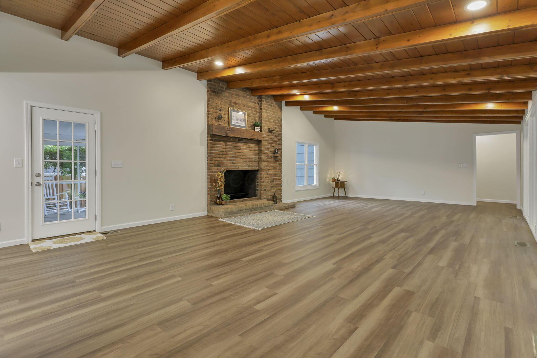1364 Longwood Drive, Lancaster, Ohio image 4
