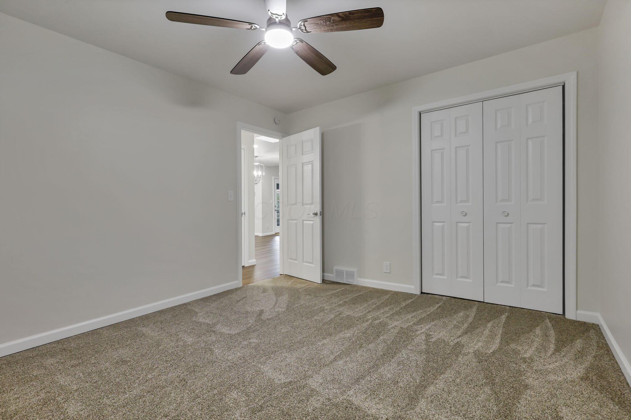 1364 Longwood Drive, Lancaster, Ohio image 29