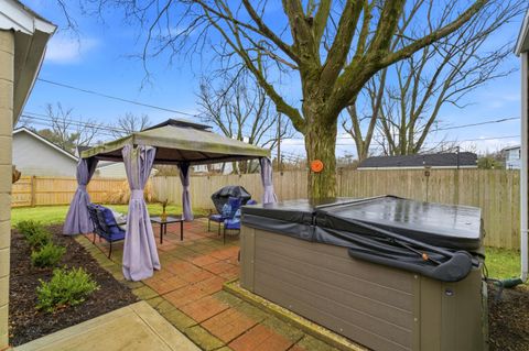 Tiny photo for 53 E Beechwold Boulevard, Columbus, OH 43214 (MLS # 226000502)