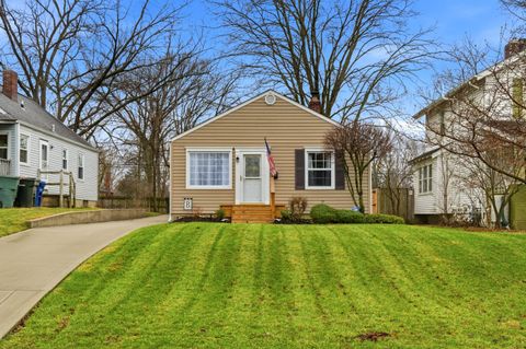 Tiny photo for 53 E Beechwold Boulevard, Columbus, OH 43214 (MLS # 226000502)