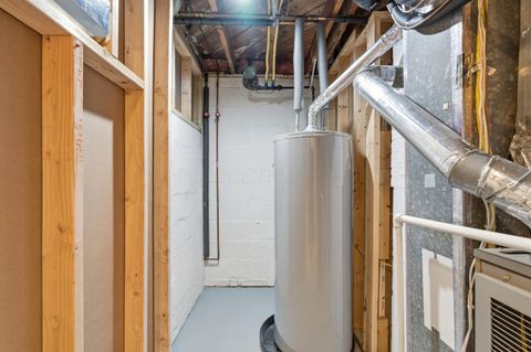 Tiny photo for 53 E Beechwold Boulevard, Columbus, OH 43214 (MLS # 226000502)