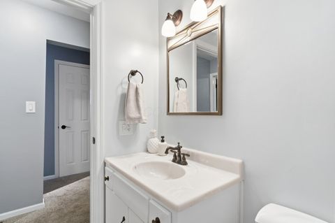 Tiny photo for 53 E Beechwold Boulevard, Columbus, OH 43214 (MLS # 226000502)