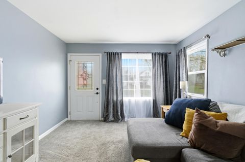 Tiny photo for 53 E Beechwold Boulevard, Columbus, OH 43214 (MLS # 226000502)