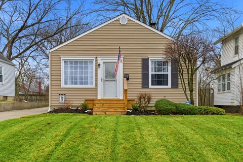 Tiny photo for 53 E Beechwold Boulevard, Columbus, OH 43214 (MLS # 226000502)