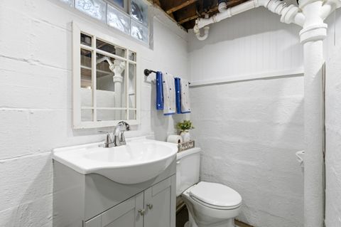 Tiny photo for 53 E Beechwold Boulevard, Columbus, OH 43214 (MLS # 226000502)