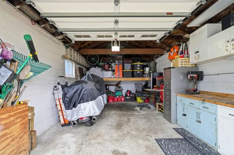 Tiny photo for 53 E Beechwold Boulevard, Columbus, OH 43214 (MLS # 226000502)