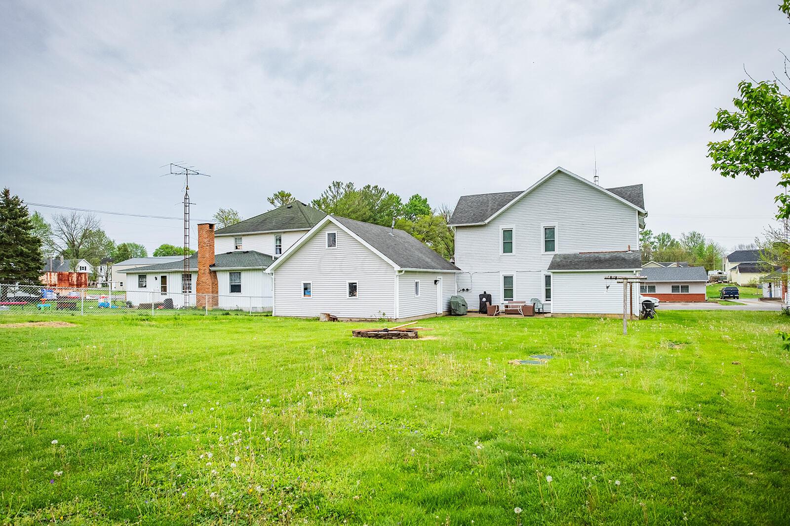 9 W 1st Street, Christiansburg, Ohio image 7