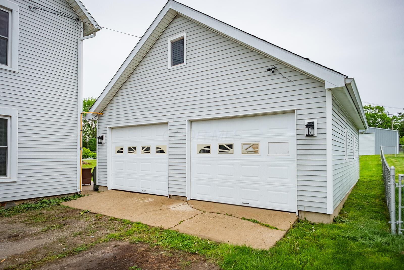 9 W 1st Street, Christiansburg, Ohio image 4
