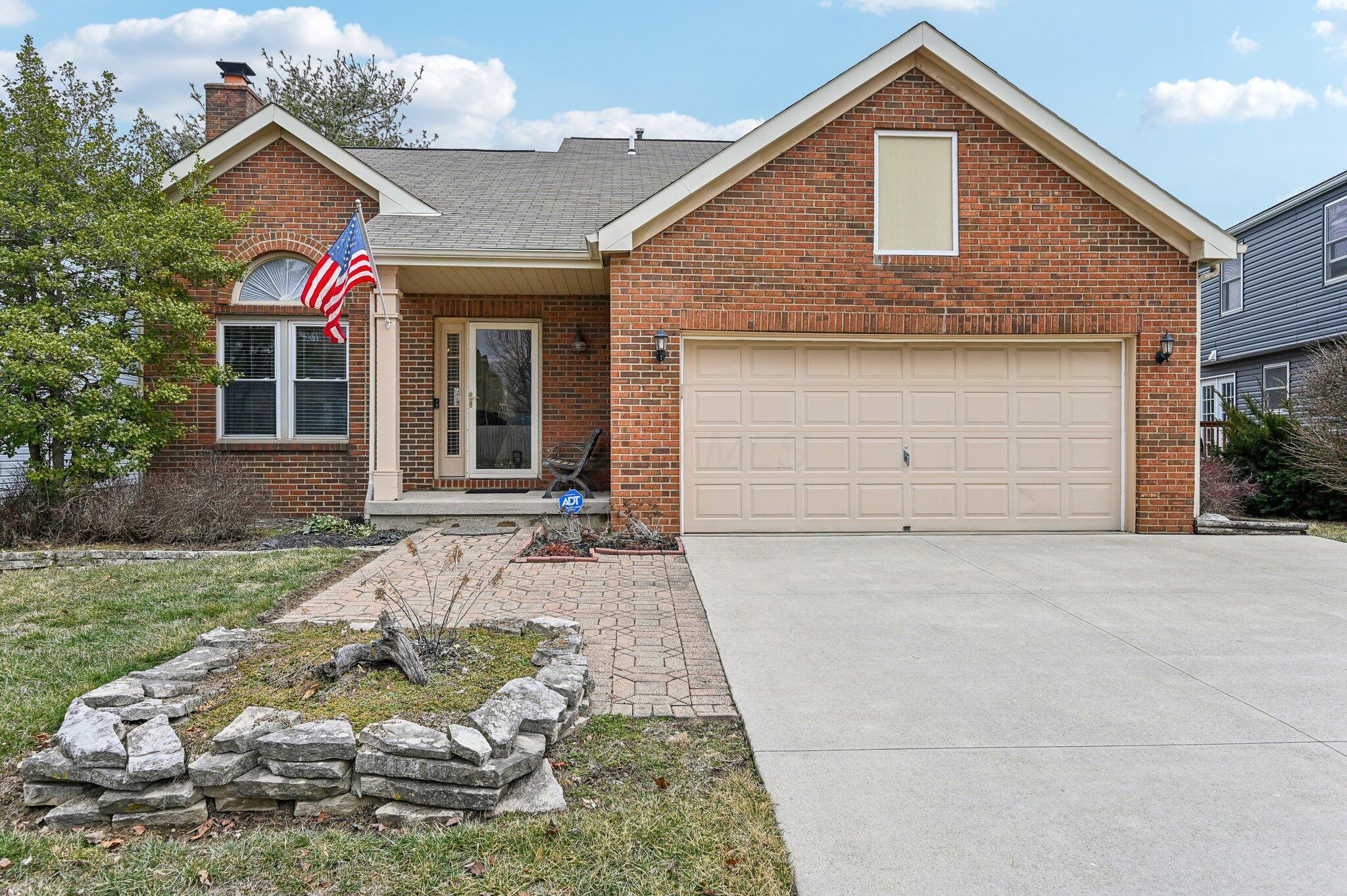 2968 Torrey Pines Drive, Pickerington, Ohio image 2