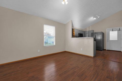 Tiny photo for 464 Assembly Street 53 #53, Galloway, OH 43119 (MLS # 225040567)