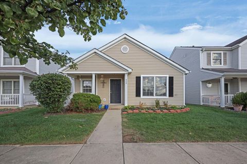 Photo of 464 Assembly Street 53 #53, Galloway, OH 43119 (MLS # 225040567) Photo of 464 Assembly Street 53 #53, Galloway, OH 43119 (MLS # 225040567)