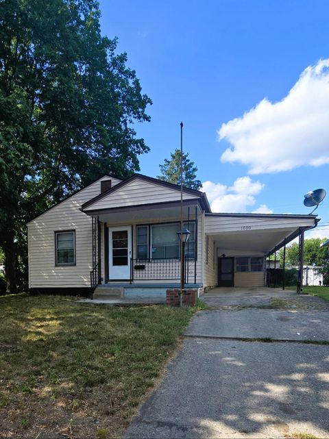 Photo of 1090 Pauline Avenue, Columbus, OH 43224 (MLS # 225037665)