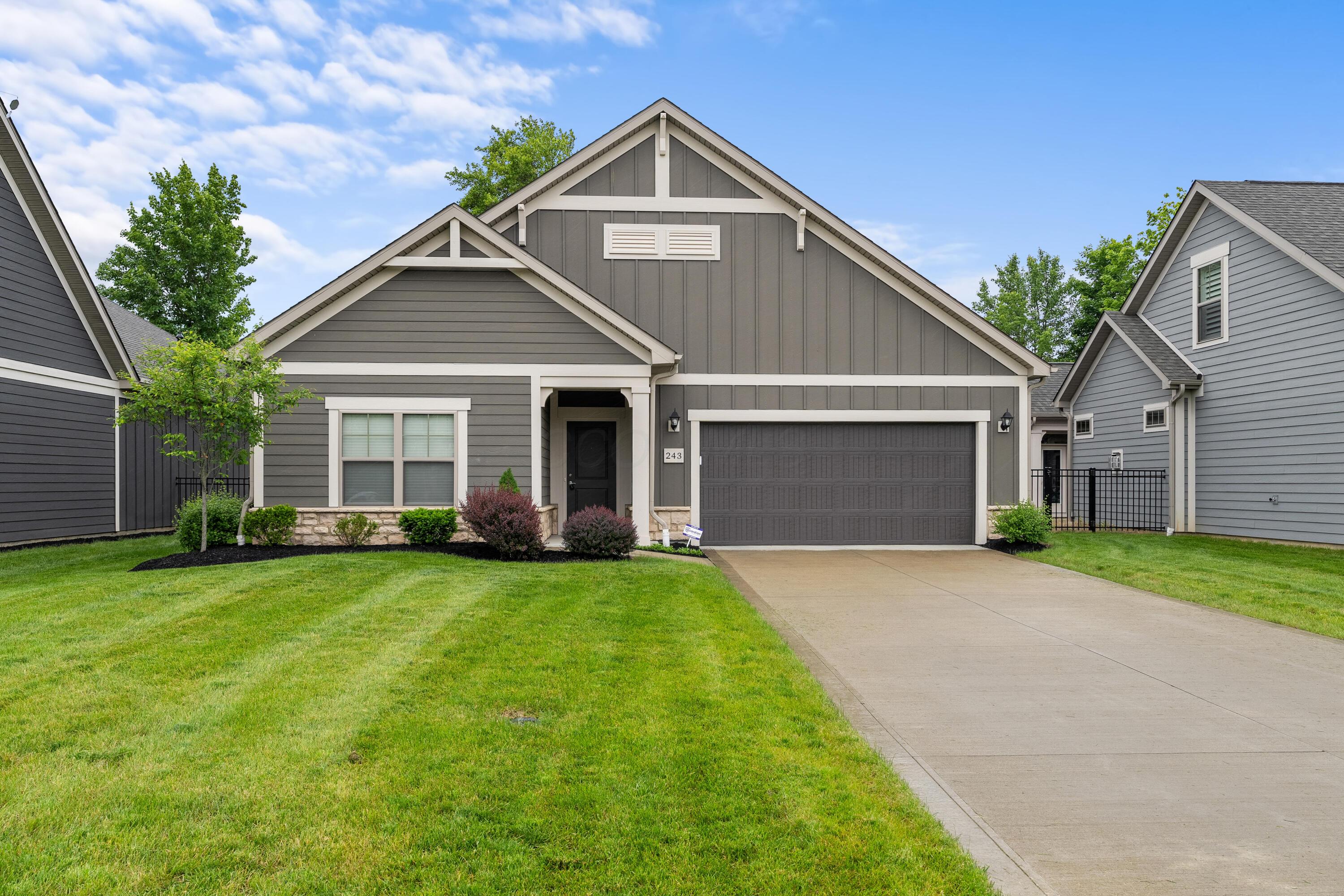 243 Parkgate Court, Delaware, Ohio image 2