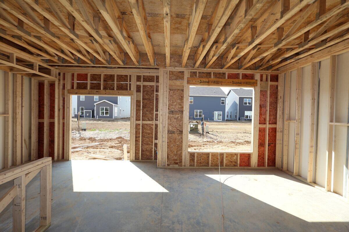 5662 Dutch Lane