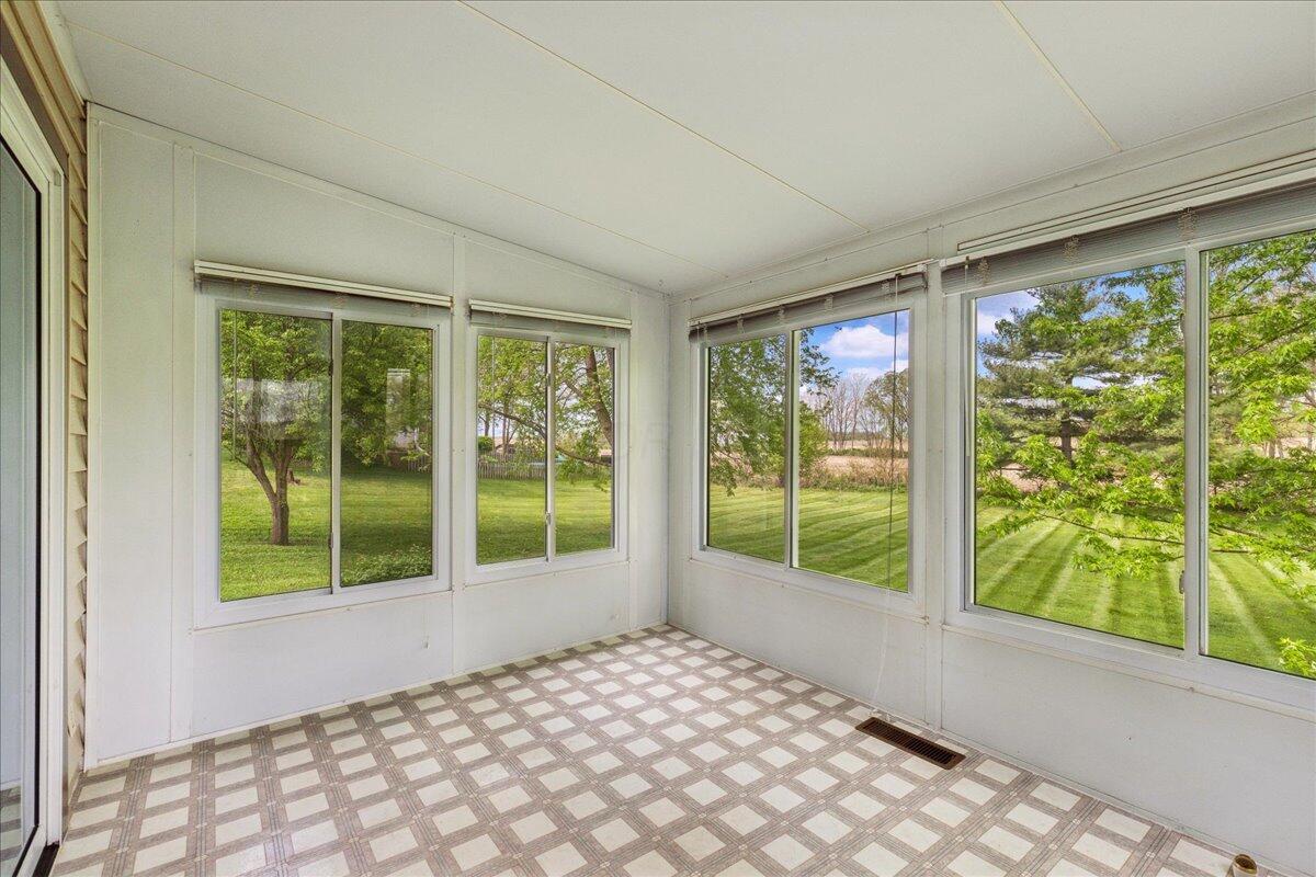 1955 Lakeview Drive, South Vienna, Ohio image 9