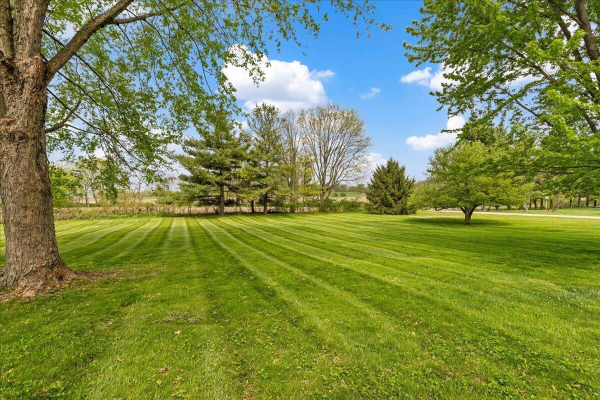 1955 Lakeview Drive, South Vienna, Ohio image 5