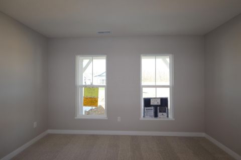 Tiny photo for 4541 Corsican E, Hilliard, OH 43026 (MLS # 226022105)