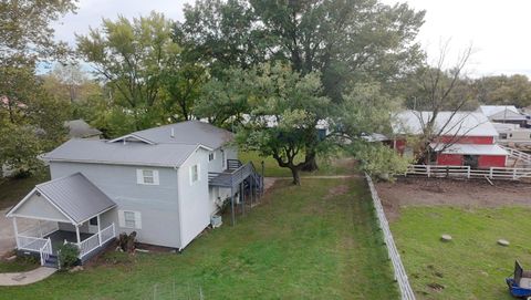Photo of 1091 Vernon Drive, Columbus, OH 43207 (MLS # 225040282)