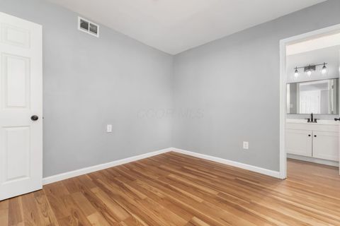 Tiny photo for 2173 N Lexington Avenue, Columbus, OH 43211 (MLS # 225037365)