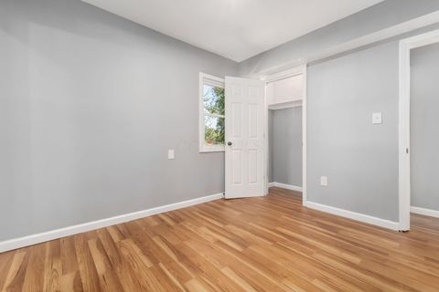 Tiny photo for 2173 N Lexington Avenue, Columbus, OH 43211 (MLS # 225037365)
